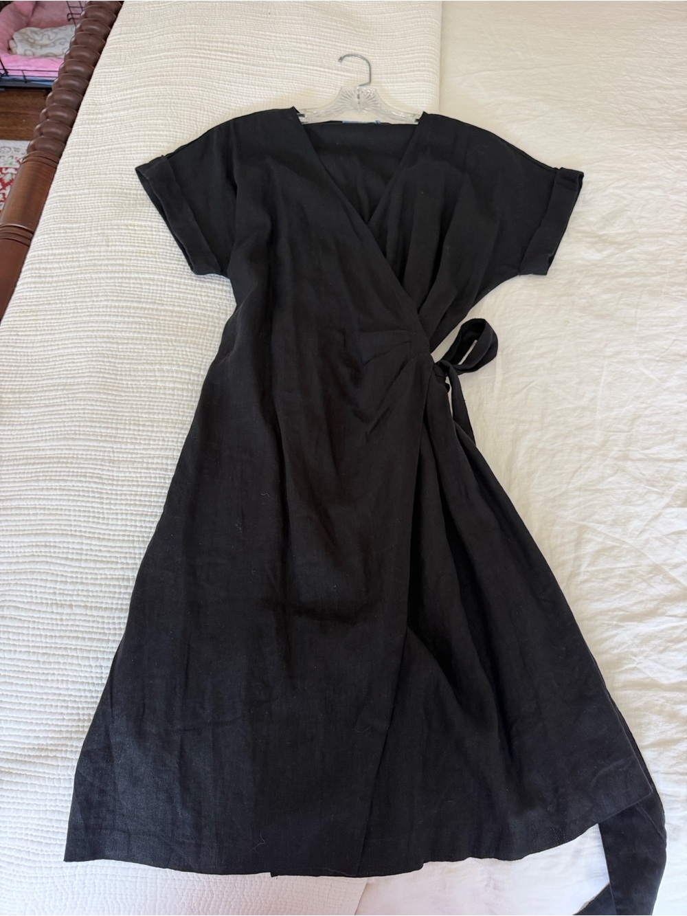 J. McLaughlin Black Wrap Robe